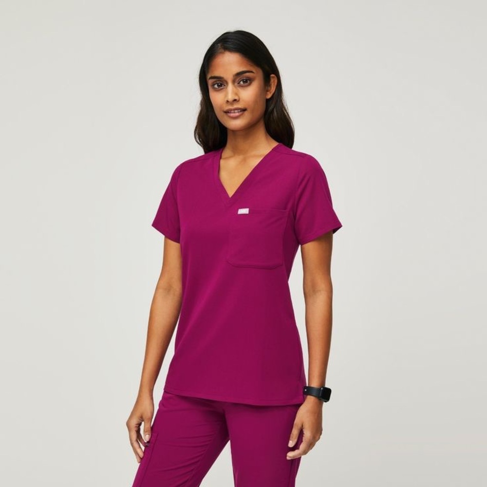 FIGS SCRUB TOP - Picture 2 of 7